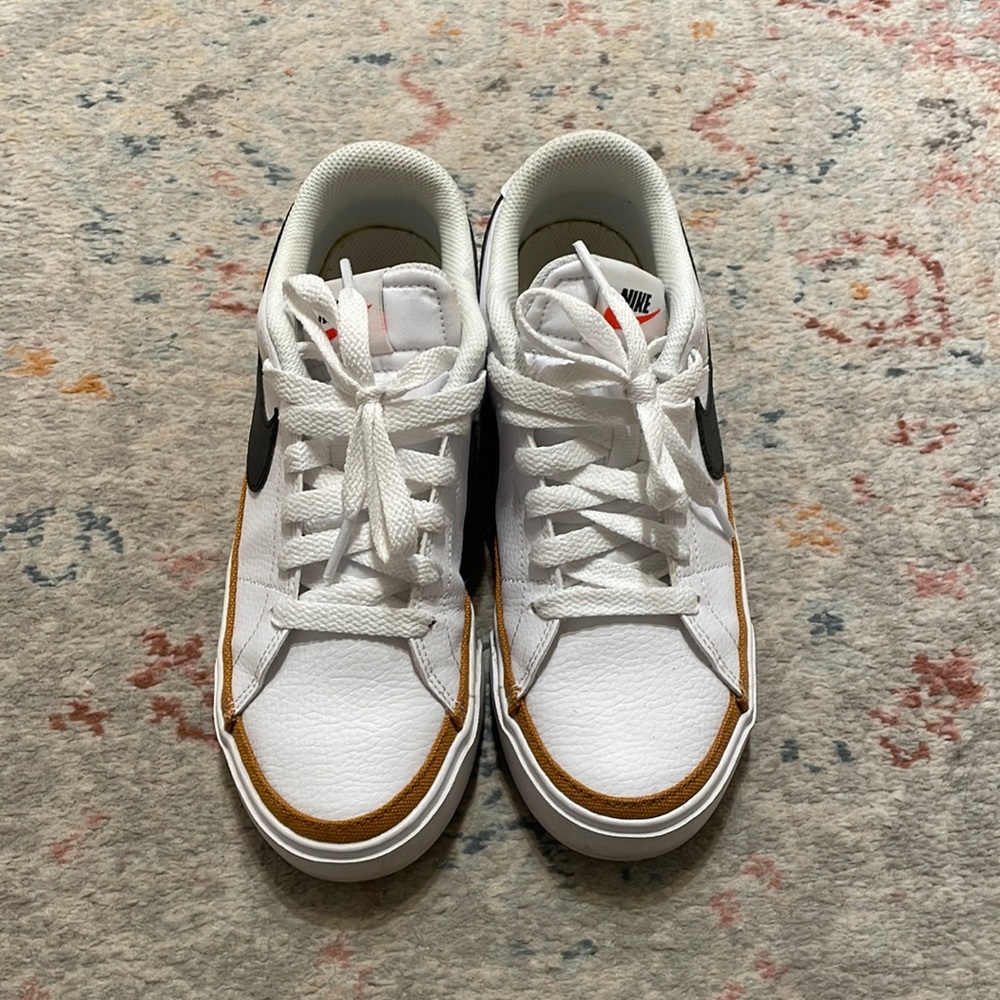 Nike Court Legacy Shoes